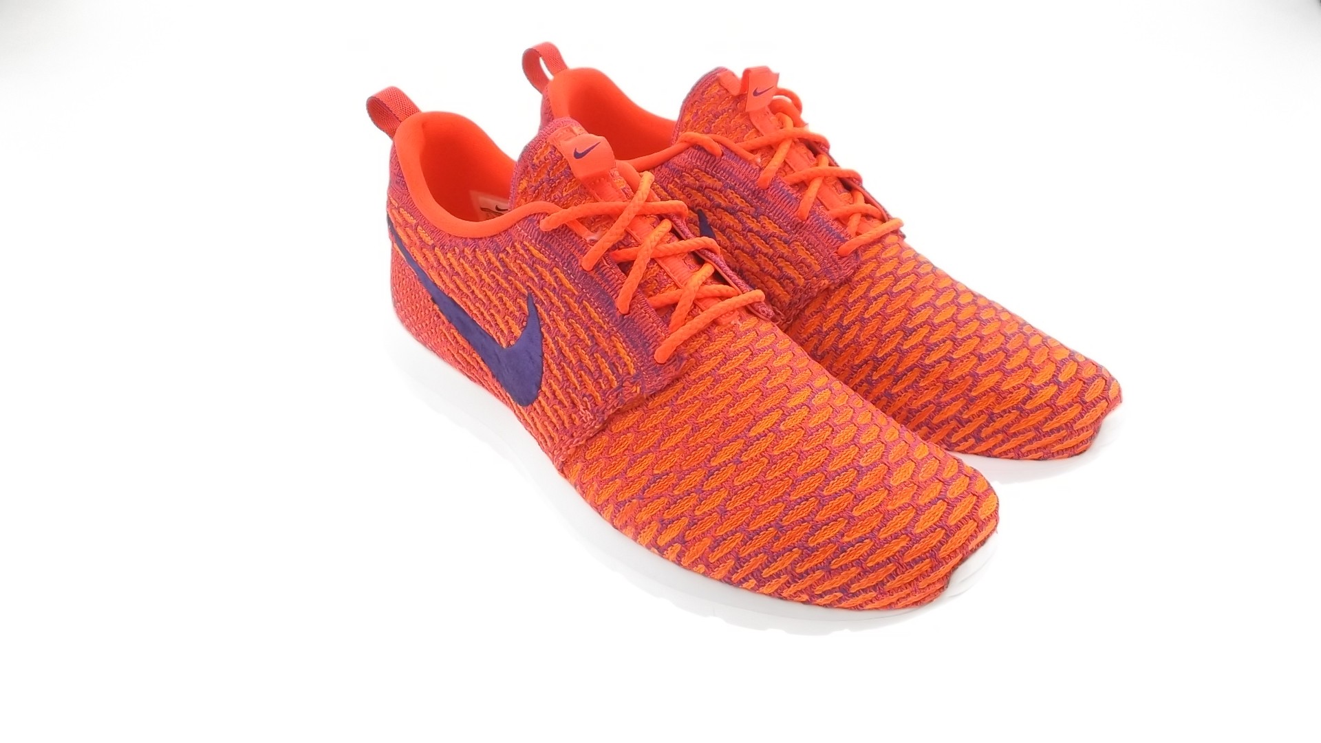 Nike Men Flyknit Roshe Run (orange / purple)