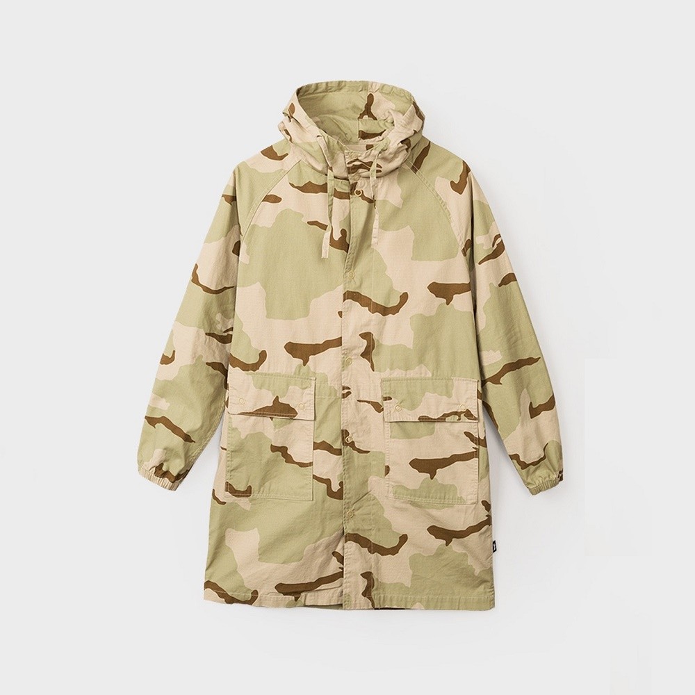 Stussy Men Light Ripstop Hooded Jacket (camo)
