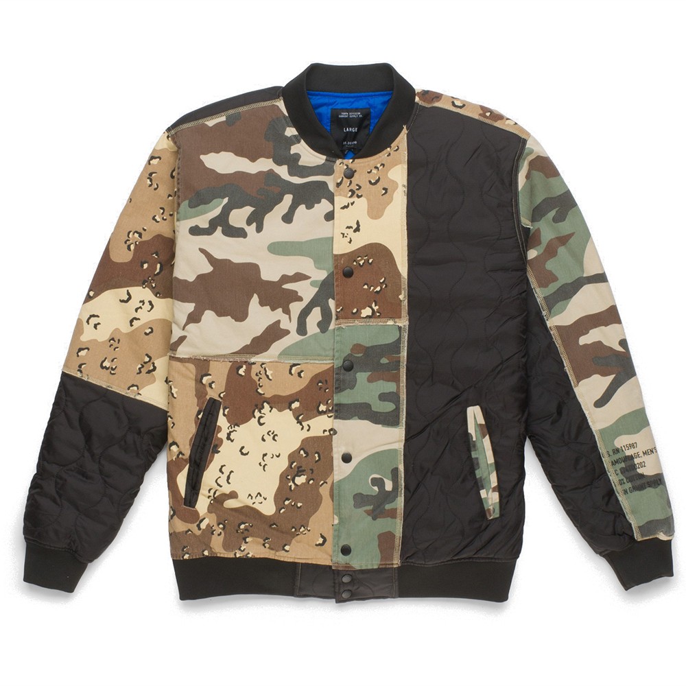 10 Deep Men Outside In Baseball Jacket (camo)