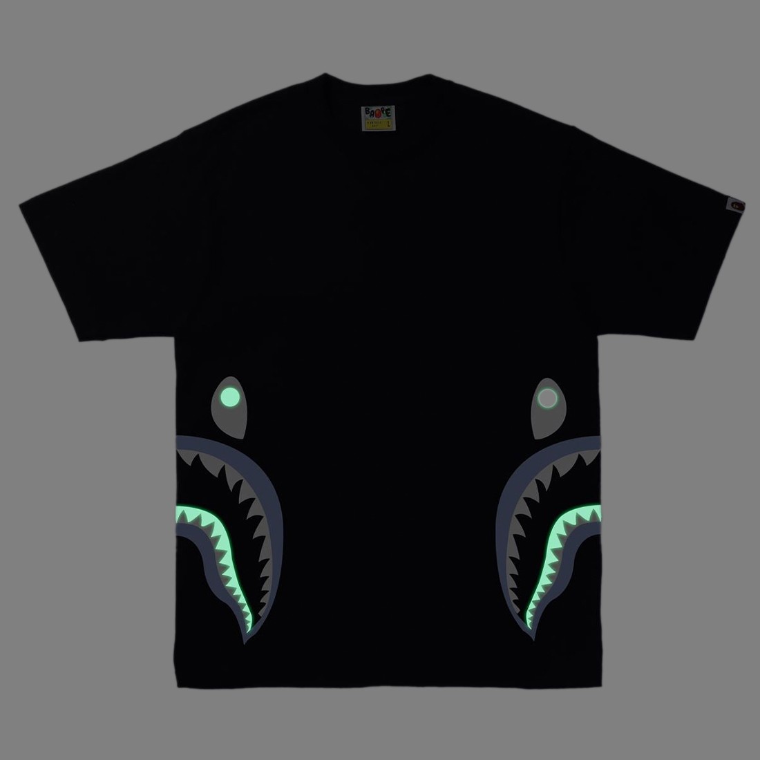 A Bathing Ape Men Glow In The Dark Side Shark Tee (black)