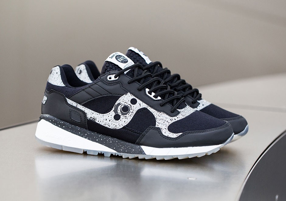 BAIT x Saucony Men Shadow 5500 - CruelWorld 6 Giant Leaps US Men Size 8.5 8.5