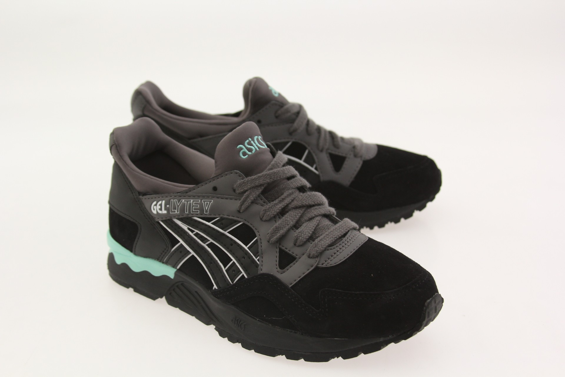 Asics Tiger Women Gel-Lyte V (black / black)