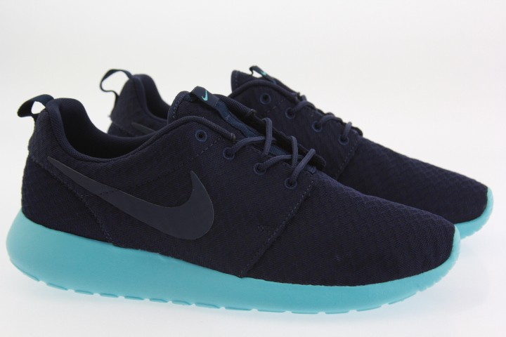 Nike Women Roshe One (navy / midnight navy / tide pool blue)
