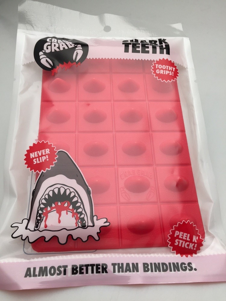 Crab Grab Shark Teeth Stomp Pad (red)