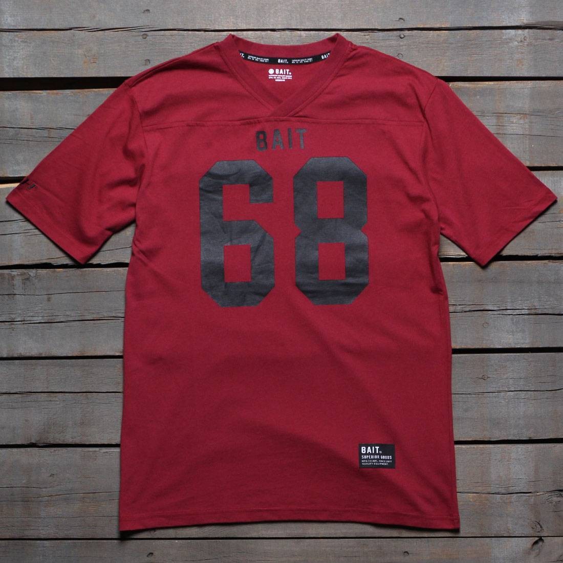 BAIT Men 68 Football Tee (burgundy)