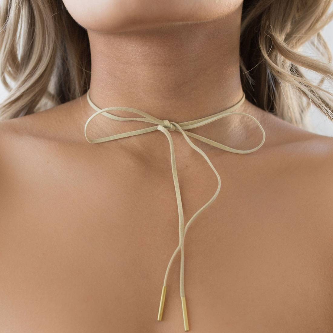 Strung Out Shop Selene Choker (brown / sand / gold)