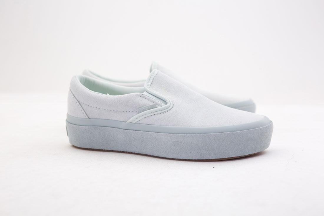 Vans Women Classic Slip-On Suede (blue / flower / metal)