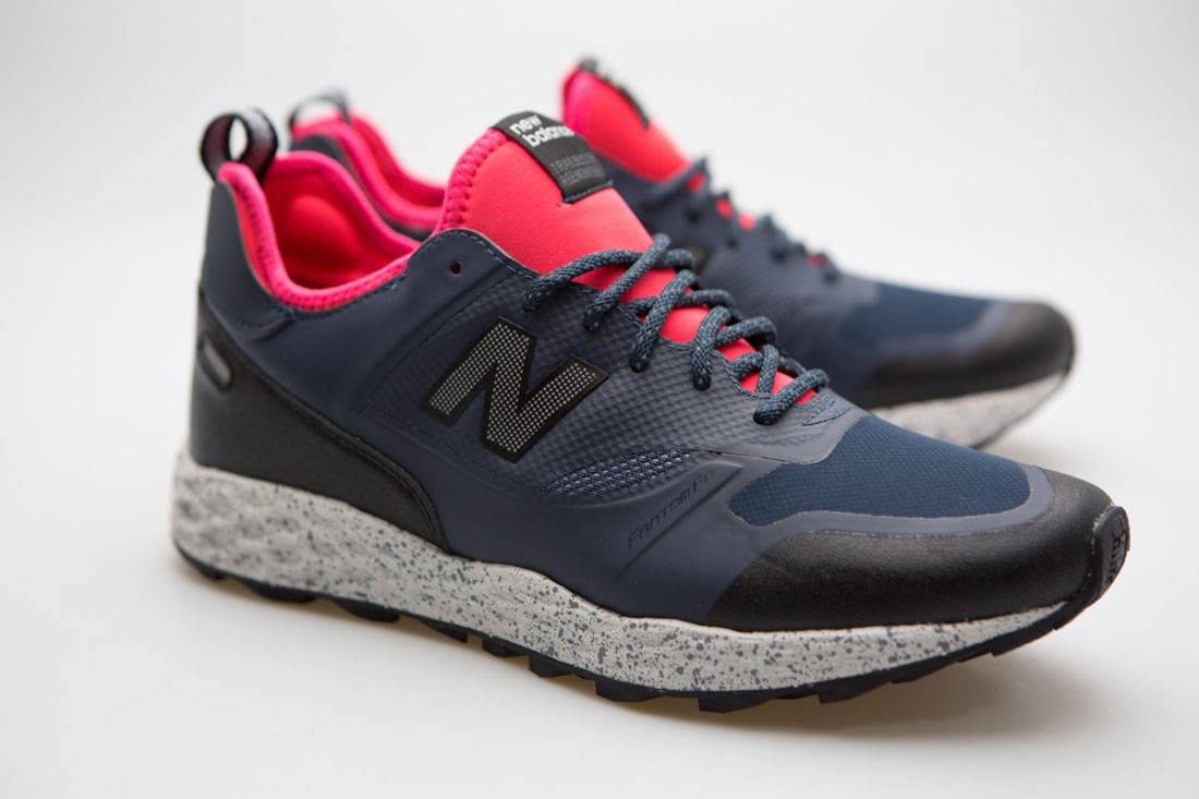 New Balance Men Fresh Foam Trailbuster MFLTBNP (navy / guava)