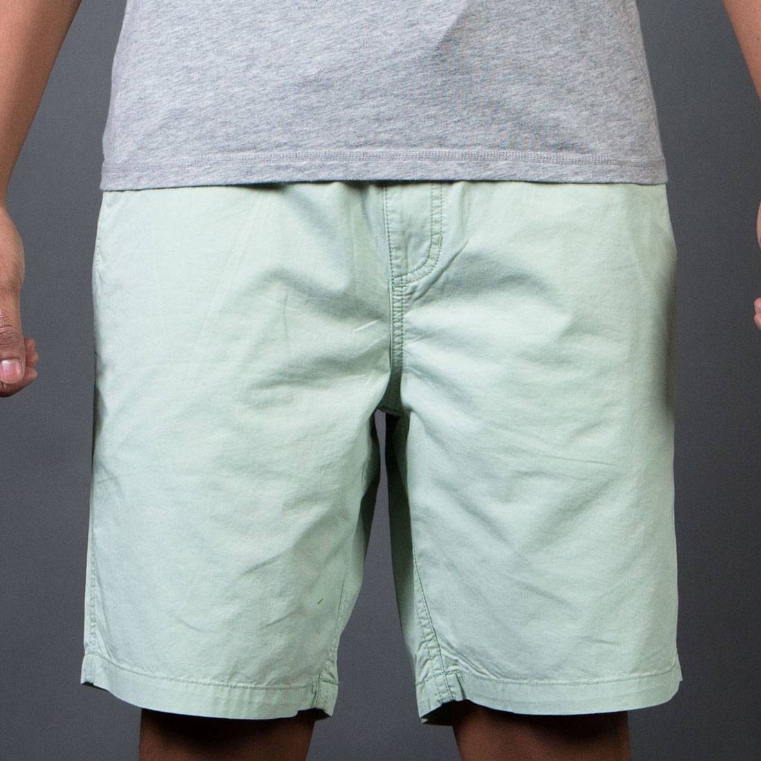 Vans Men Range Short (green / split)