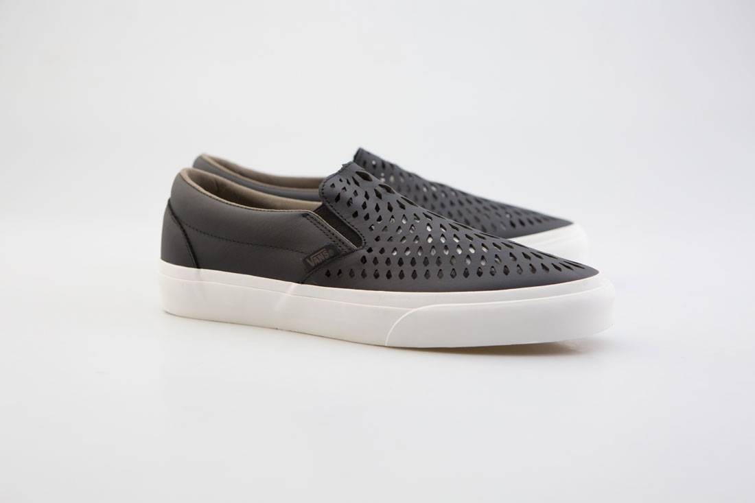 Vans Men Classic Slip-On Dx - Havana Perforated Leather (black)