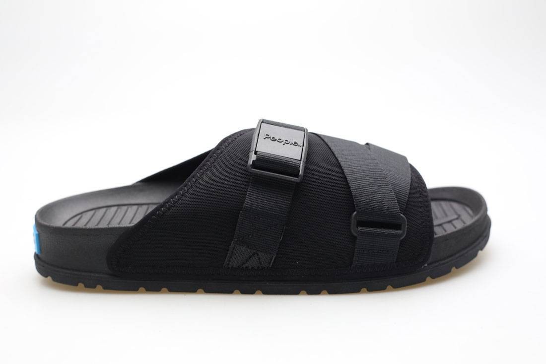 People Footwear Men The Lennon Chiller Slide (black)