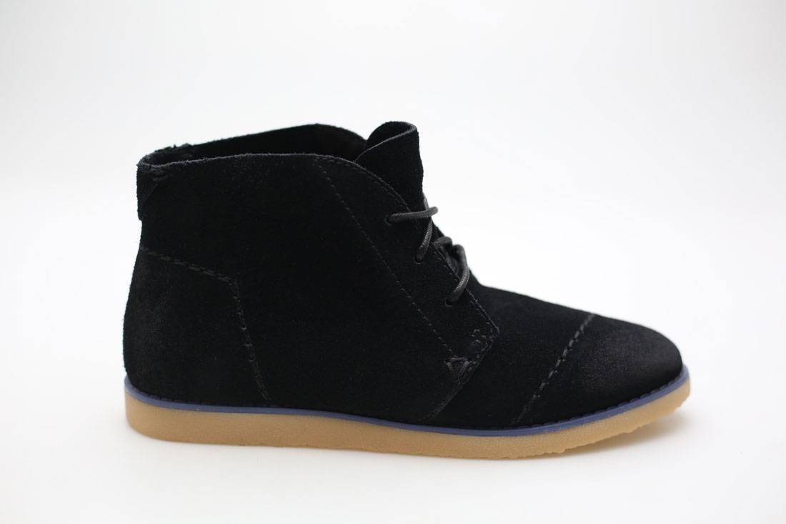 TOMS Women Mateo Chukka Boots (black / suede)