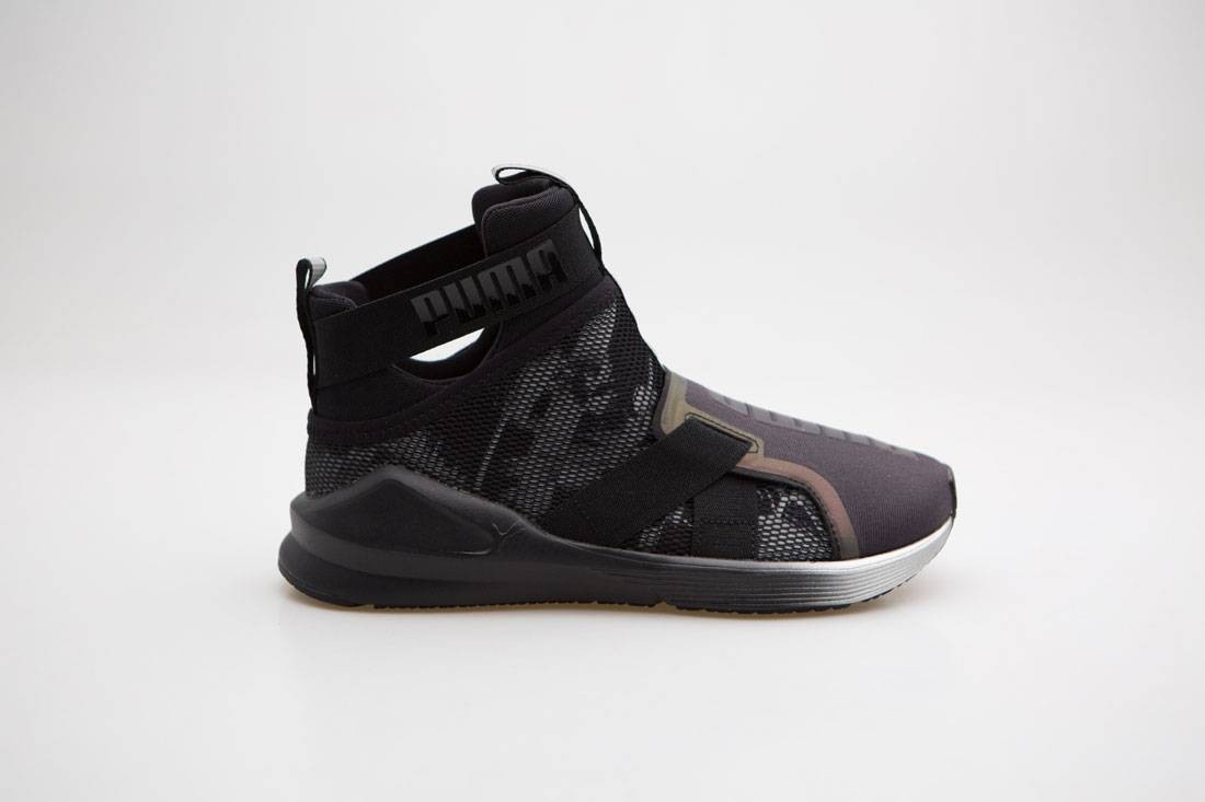 Puma Women Fierce Strap - Swan (black)