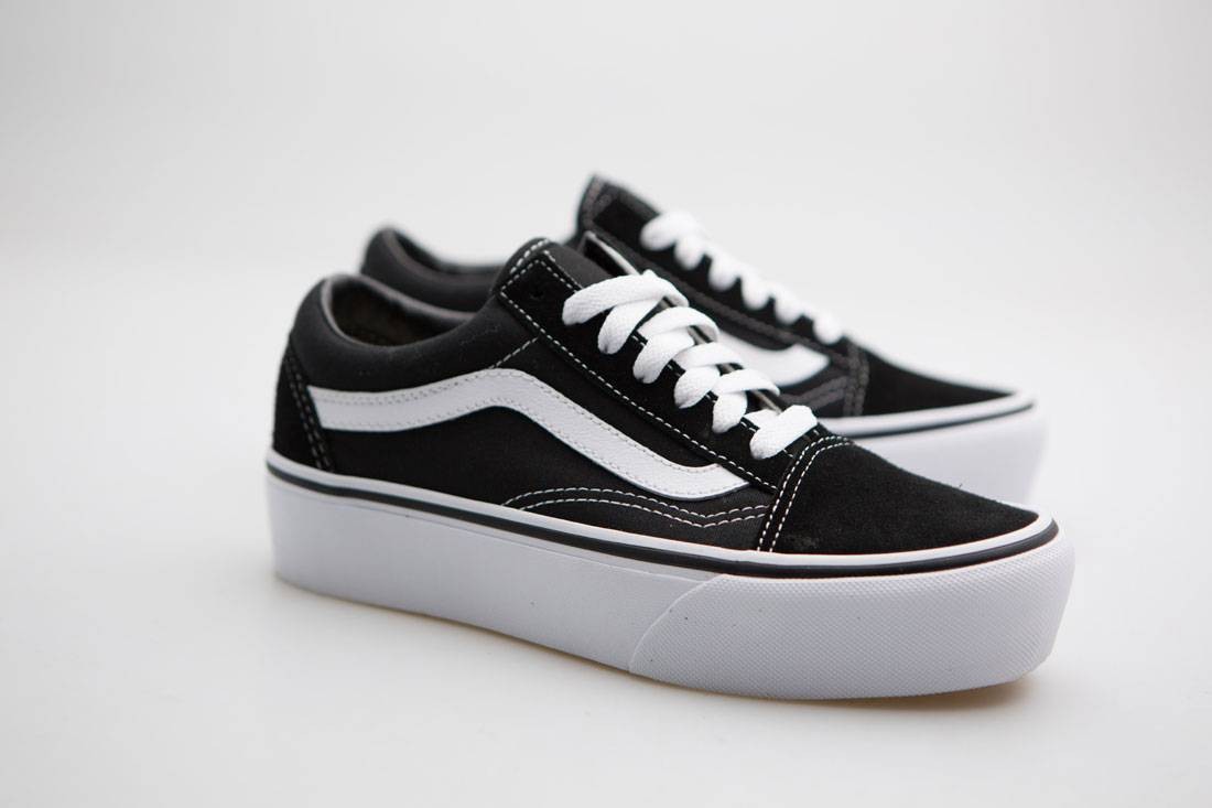 Vans Women Old Skool Platform (black / white)