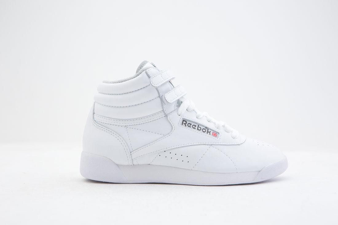 Reebok Women Freestyle Hi (white / carbon / red / grey)