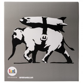 Medicom x SYNC Brandalism Elephant With Bomb Original Ver. Statue (black)