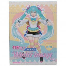 Taito Hatsune Miku Winter Ver. Figure (blue)