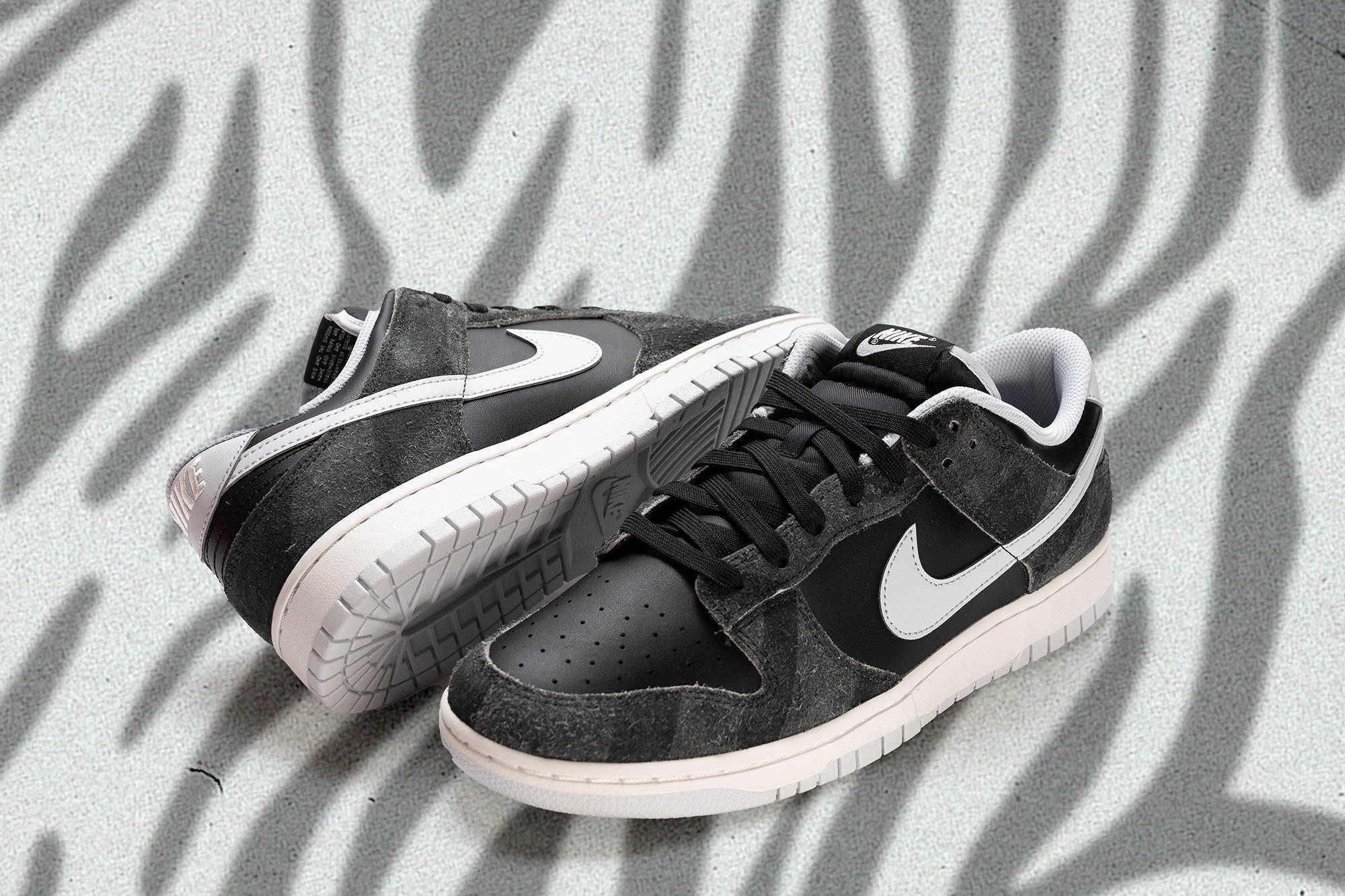 nike dunk low premium zebra
