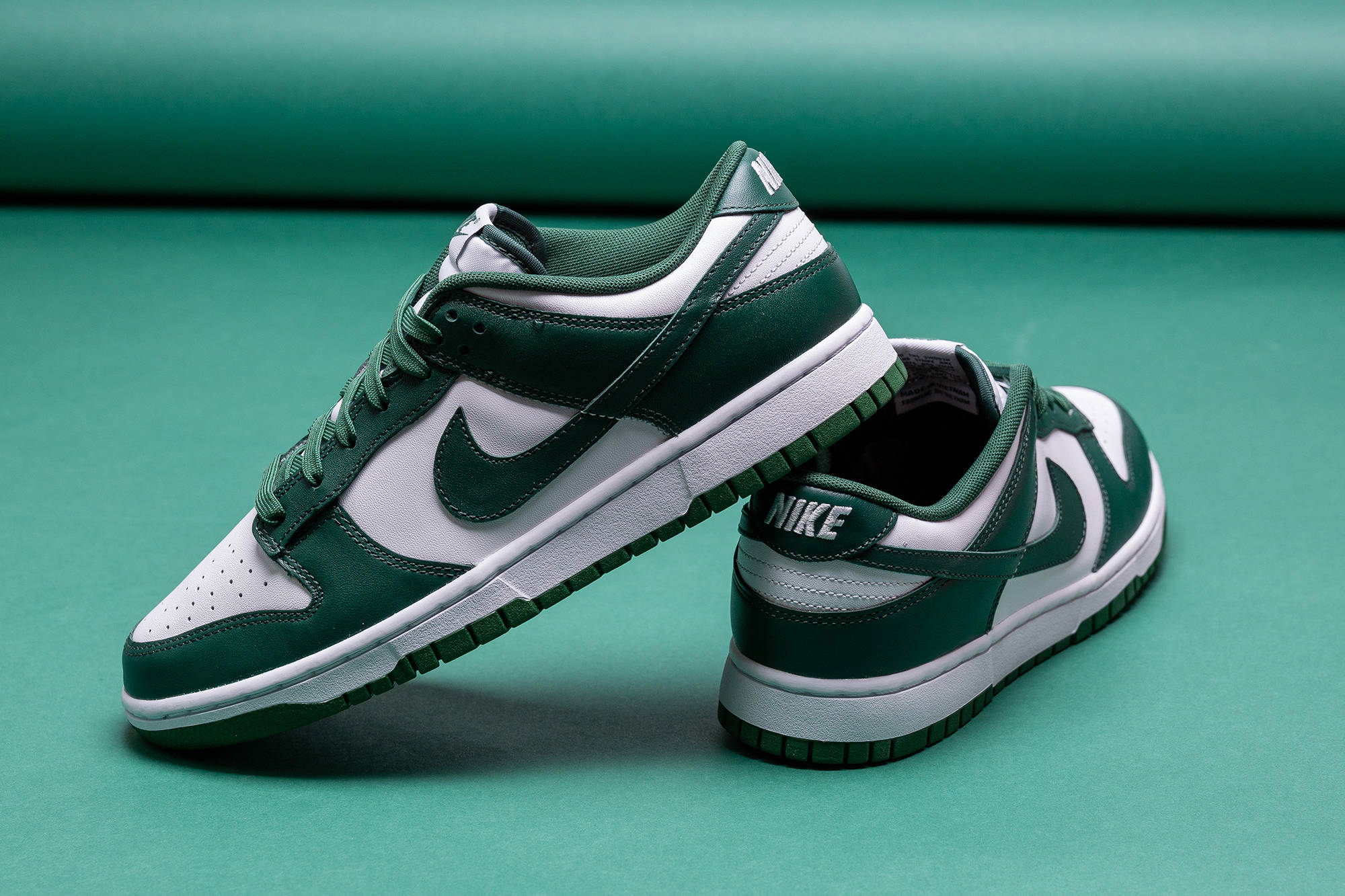 nike dunk low varsity green release date
